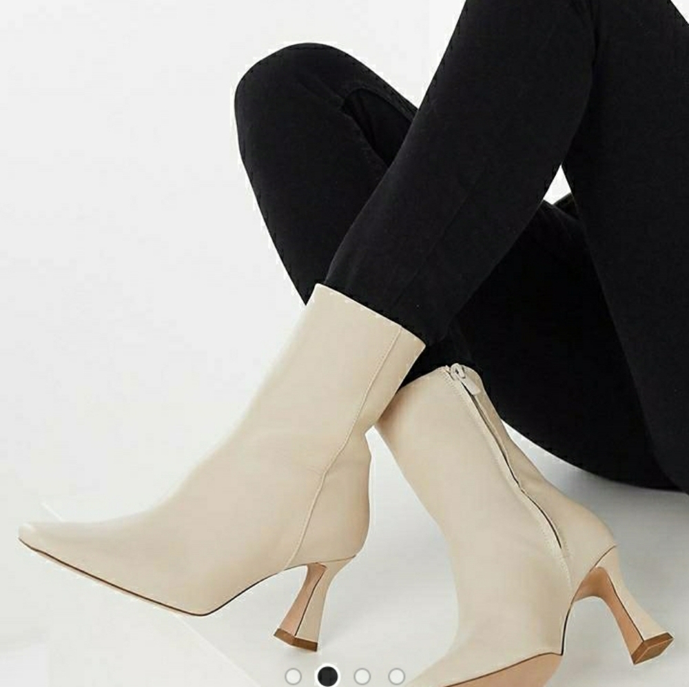 & Other Stories Cream Boots - Picture 6 of 8